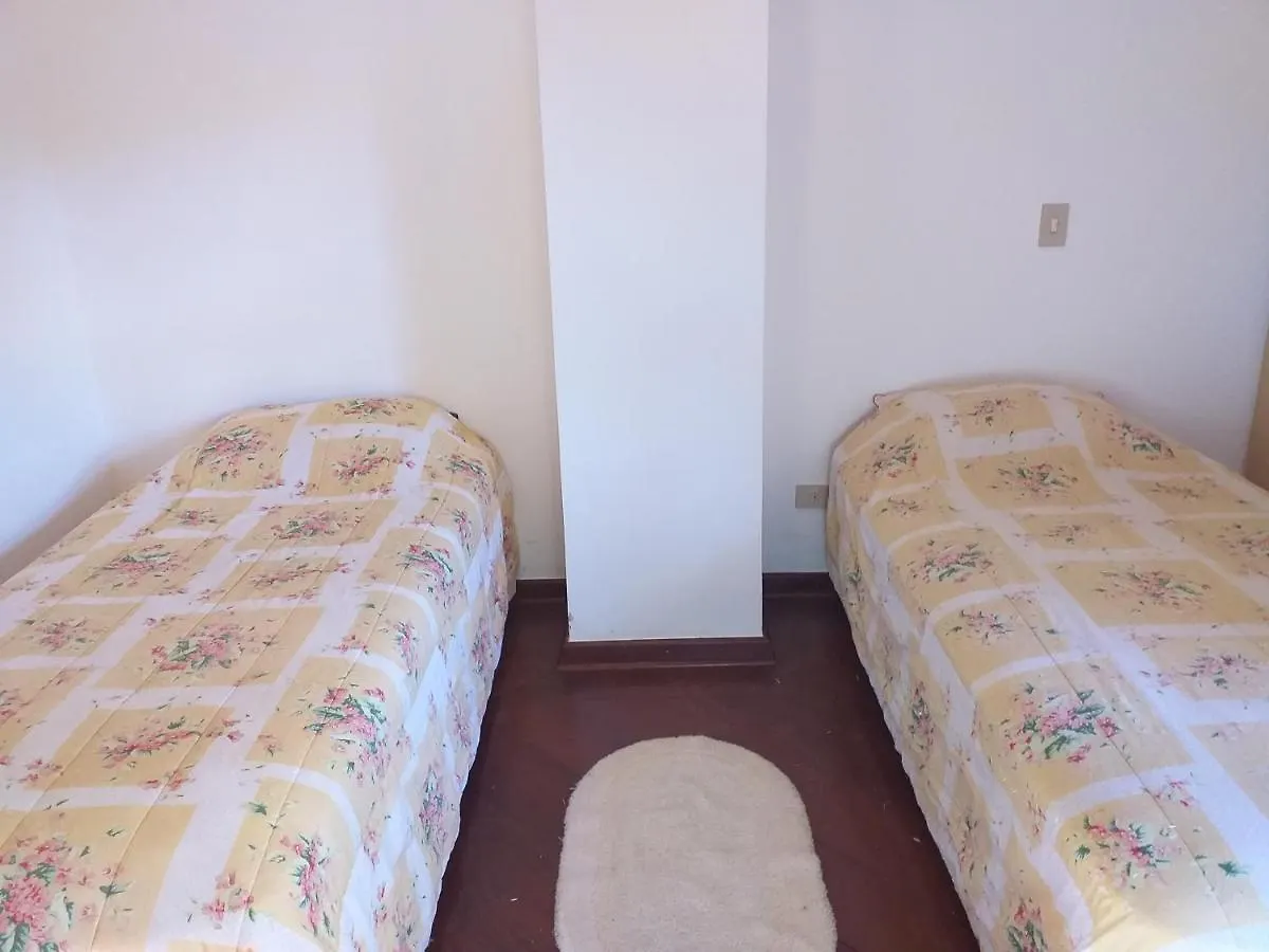 Casa charmosa e aconchegante em condomínio Campos do Jordão Brasil